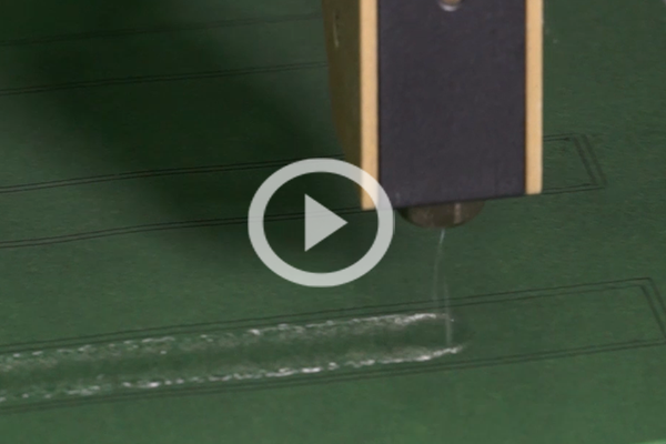 Pulverización de adhesivo con Cobot de Universal Robots