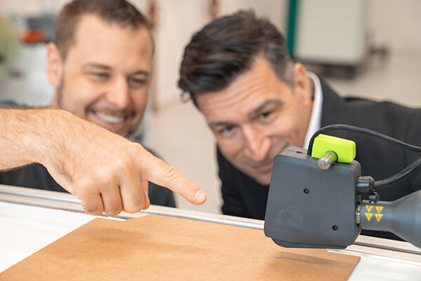 Adhesive Application Systems for the Industry | Robatech